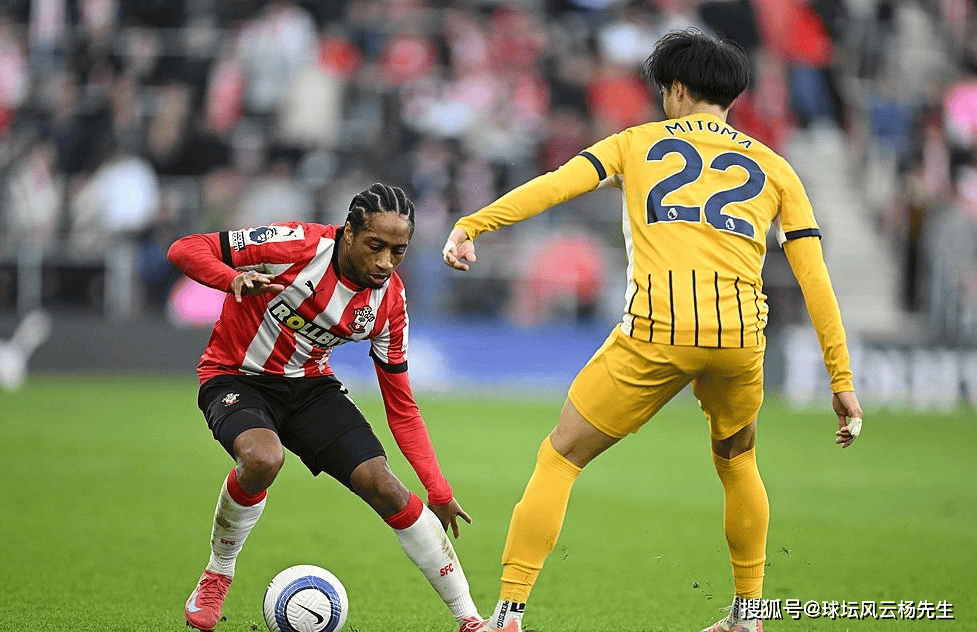 布莱顿训练开放日;集结日迎来里程碑引欢呼;CBA常规赛在即;阵容厚度经受考验 布莱顿训练开放日;集结日迎来里程碑引欢呼;CBA常规赛在即;阵容厚度经受考验