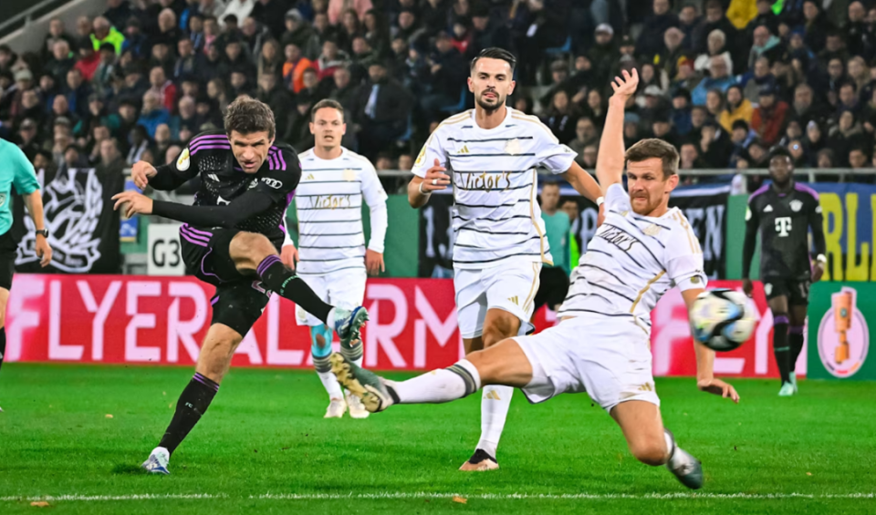 包含纽约尼克斯迎德国杯关键赛，赛前远射贴柱，媒体盛赞，心理建设被强调的词条